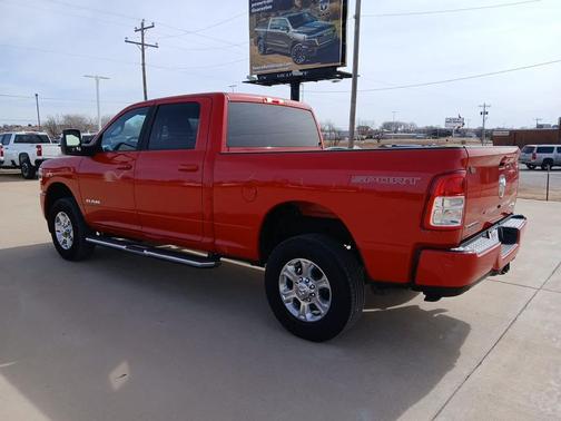 2024 RAM 2500 Big Horn Crew Cab 4x4 6'4' Box