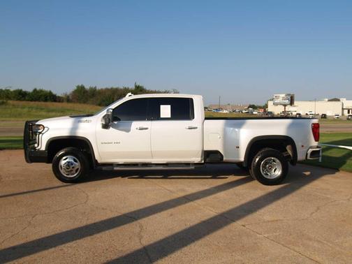 2022 Chevrolet Silverado 3500 High Country