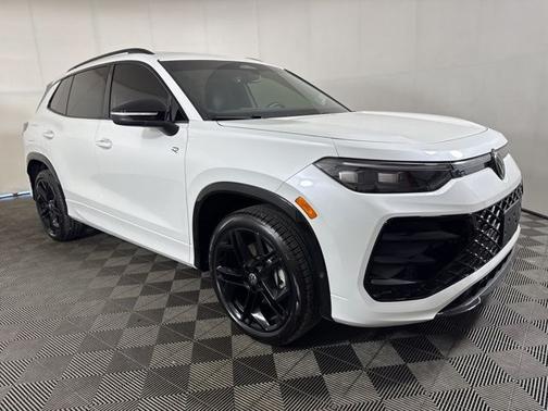 Opal White Pearl Effect 2025 Volkswagen Tiguan 2.0T SE R-Line Black