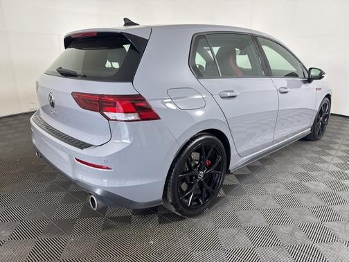 2024 Volkswagen Golf GTI 2.0T 380 SE