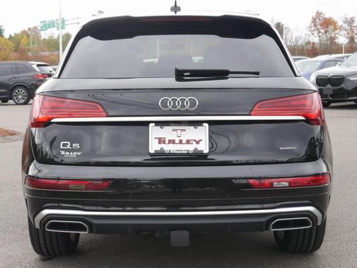 2024 Audi Q5 45 S line quattro Premium