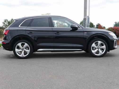 2024 Audi Q5 45 S line quattro Premium