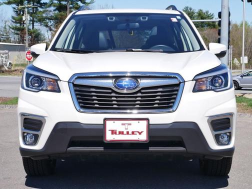 Crystal White Pearl 2020 Subaru Forester Limited