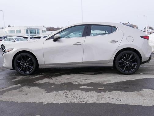2024 Mazda Mazda3 FWD w/Premium Package