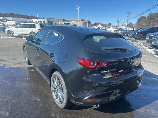 2025 Mazda Mazda3 FWD w/Preferred Package