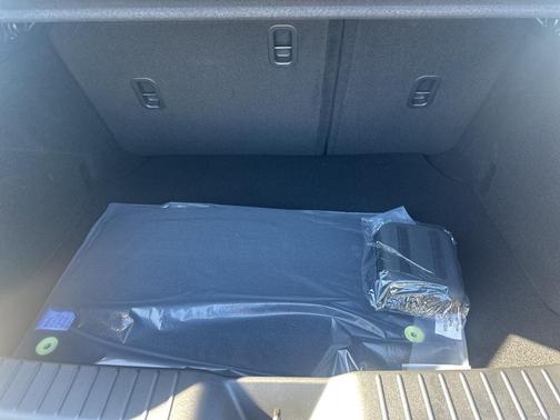 2025 Mazda Mazda3 FWD w/Preferred Package