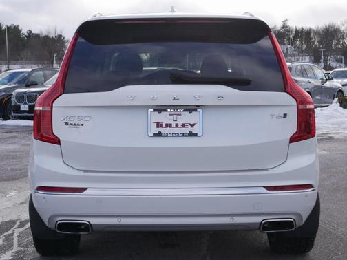 2021 Volvo XC90 T6 Inscription 7 Passenger