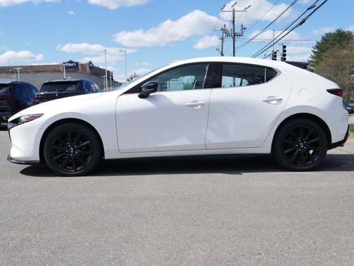 Snowflake White Pearl 2023 Mazda Mazda3 AWD w/Premium Package