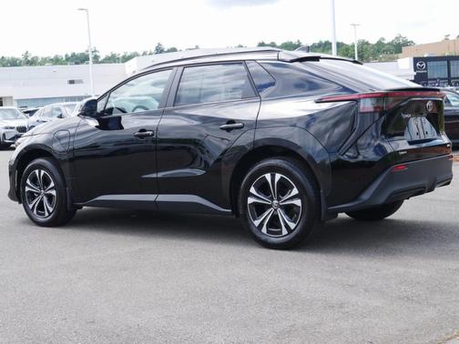 2024 Toyota bZ4X XLE