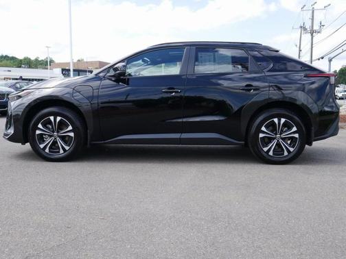 2024 Toyota bZ4X XLE
