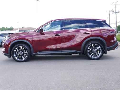 Deep Bordeaux 2022 INFINITI QX60 Luxe