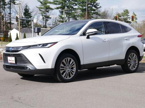 Pearl 2023 Toyota Venza Limited