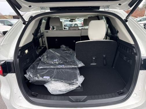 2026 Mazda CX-90 PHEV Premium Plus