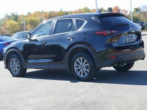2022 Mazda CX-5 2.5 S Preferred Package
