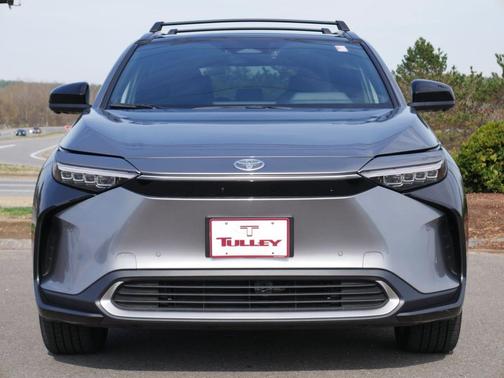 Metal 2025 Toyota bZ4X Limited