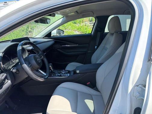 Snowflake White Pearl 2023 Mazda CX-30 2.5 S Preferred Package