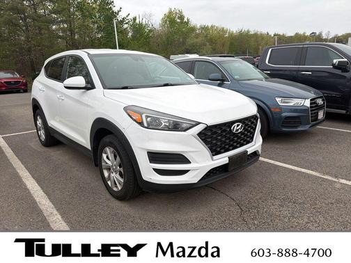 Dazzling White 2019 Hyundai TUCSON SE
