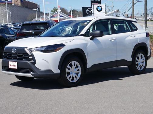 Pearl 2026 Toyota Corolla Cross L