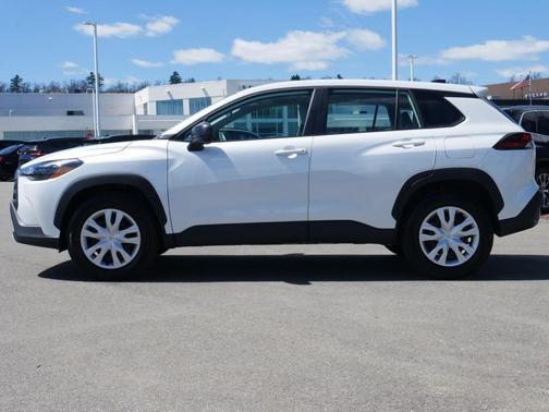 Pearl 2026 Toyota Corolla Cross L