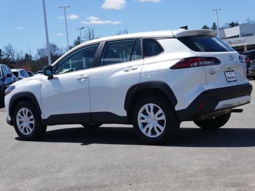 Pearl 2026 Toyota Corolla Cross L