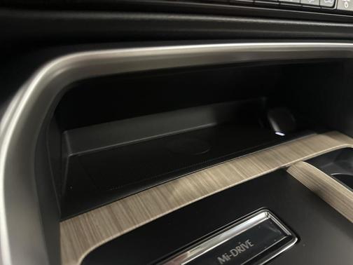 2025 Mazda CX-70 PHEV Premium Package
