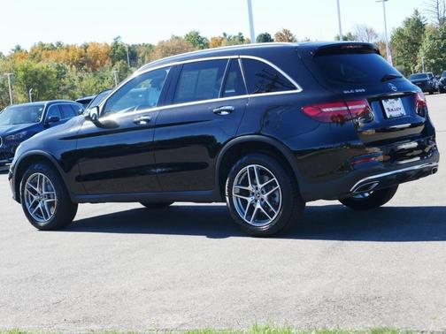 2018 Mercedes-Benz GLC 300 Base 4MATIC