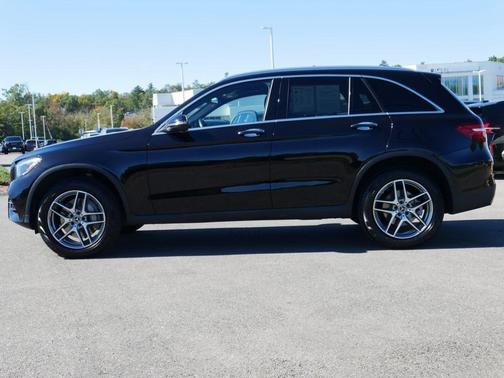 2018 Mercedes-Benz GLC 300 Base 4MATIC
