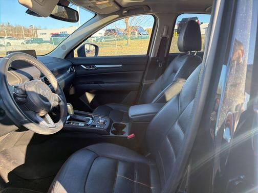 2023 Mazda CX-5 2.5 S Preferred Package