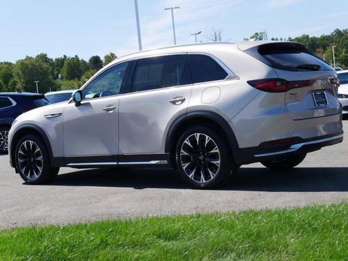 2024 Mazda CX-90 Premium