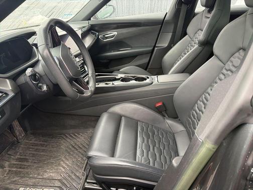 2022 Audi e-tron GT Prestige