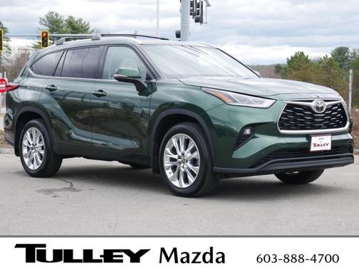 Green 2023 Toyota Highlander Limited