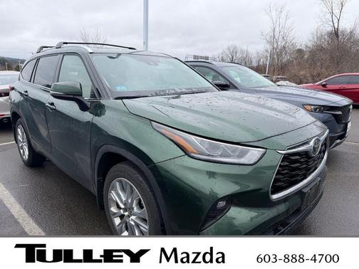 Green 2023 Toyota Highlander Limited