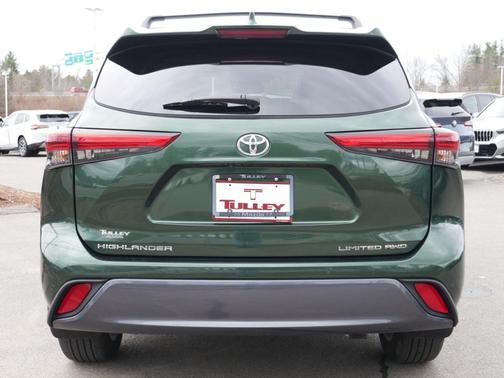 Green 2023 Toyota Highlander Limited