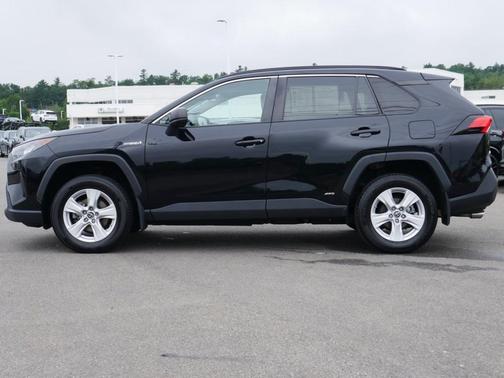2020 Toyota RAV4 Hybrid LE