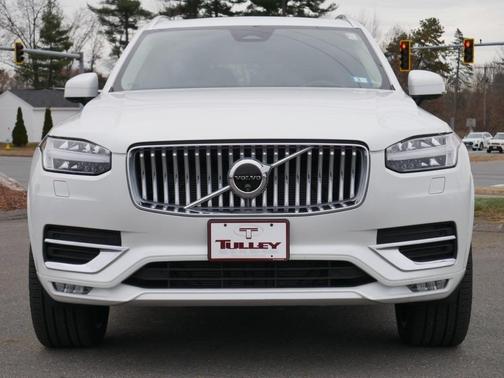 2024 Volvo XC90 B6 Ultimate Bright Theme 7-Seater