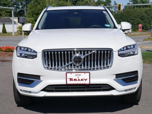 2024 Volvo XC90 B6 Ultimate Bright Theme 7-Seater