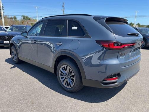Polymetal Gray Metallic 2026 Mazda CX-70 SCP