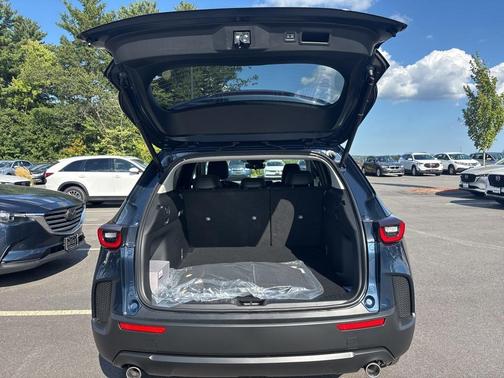 2025 Mazda CX-50 2.5 S Preferred Package