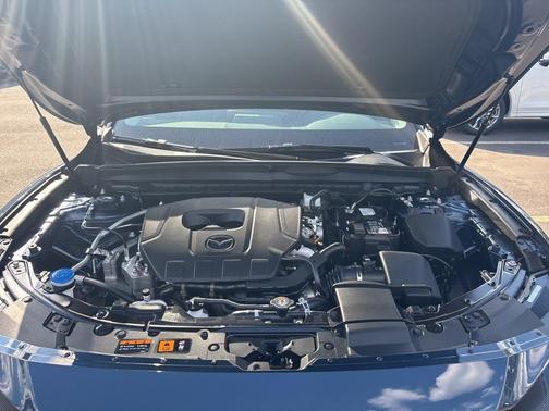 2025 Mazda CX-50 2.5 S Preferred Package