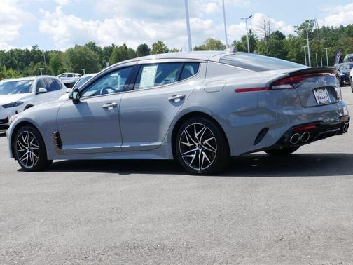 2022 Kia Stinger GT-Line