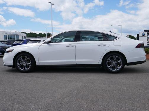 White 2024 Honda Accord EX