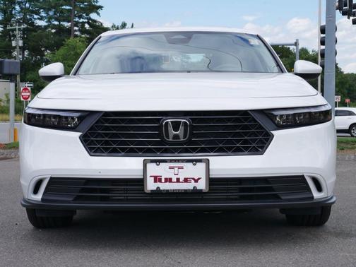White 2024 Honda Accord EX
