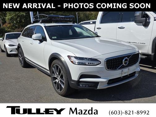 2020 Volvo V90 Cross Country T6