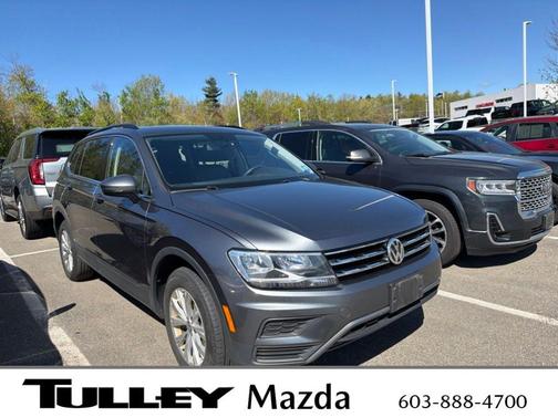 Platinum Gray Metallic 2019 Volkswagen Tiguan 2.0T SE