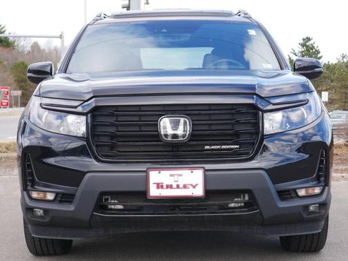 Crystal Black Pearl 2025 Honda Passport Black Edition