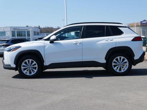 2022 Toyota Corolla Cross LE