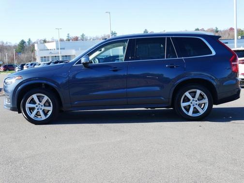 2023 Volvo XC90 B6 Core