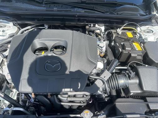 2025 Mazda Mazda3 FWD w/Select Package