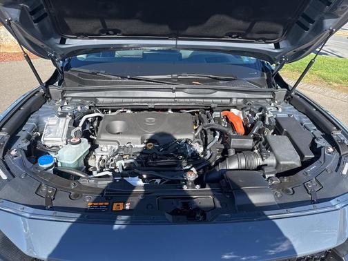 2025 Mazda CX-50 Hybrid Premium Plus Package