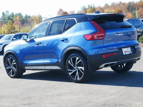 2019 Volvo XC40 T5 R-Design